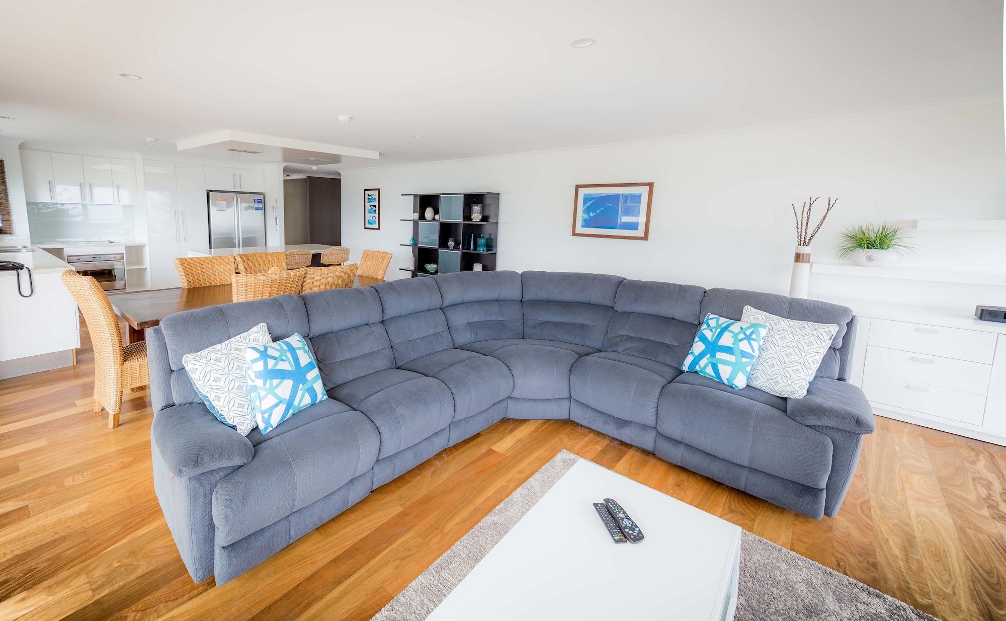 Solnamara Beachfront Apartments Голд-Кост Экстерьер фото